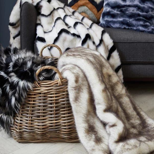 Dunelm Eska Zigzag Faux Fur Cushion - Image 5