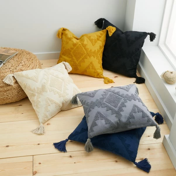 Pineapple Elephant Imani Tufted Cotton Cushion - Image 4