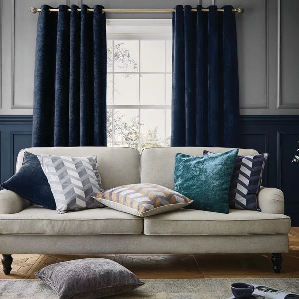 Hyperion Interiors Evander Geometric Cushion - Image 4